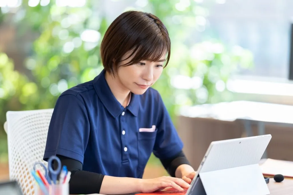 デイサービス(通所介護)で業務がまわらないと悩む事業者は多い